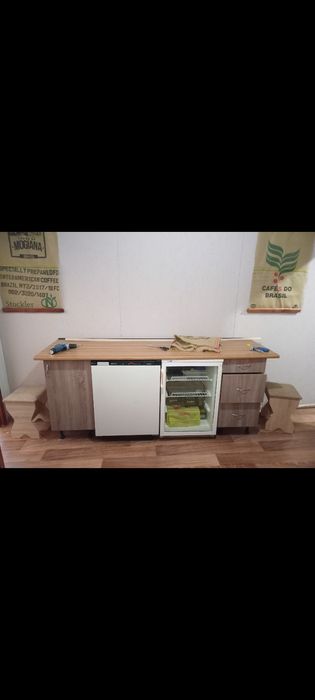 Барный ветриный холодильники Clatronic