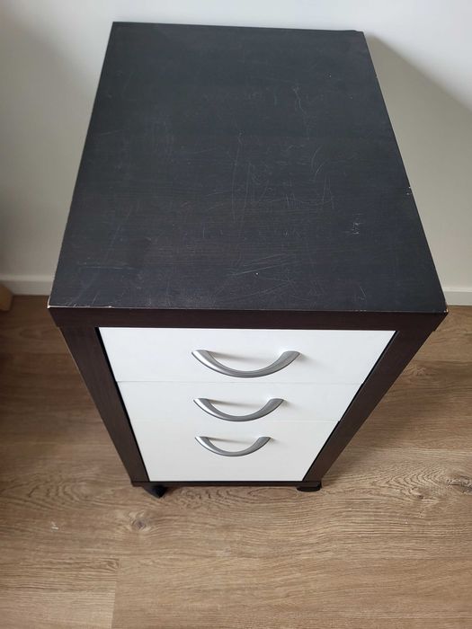 Cômoda de Escritório Ikea