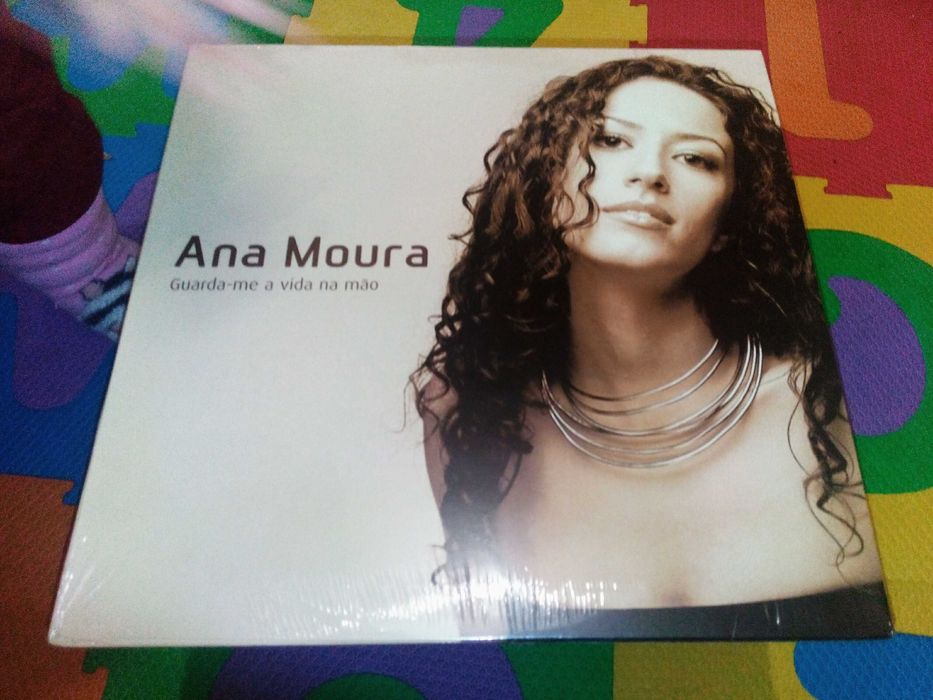 Ana Moura - " Guarda-me a Vida na Mão " ... LP em vinil