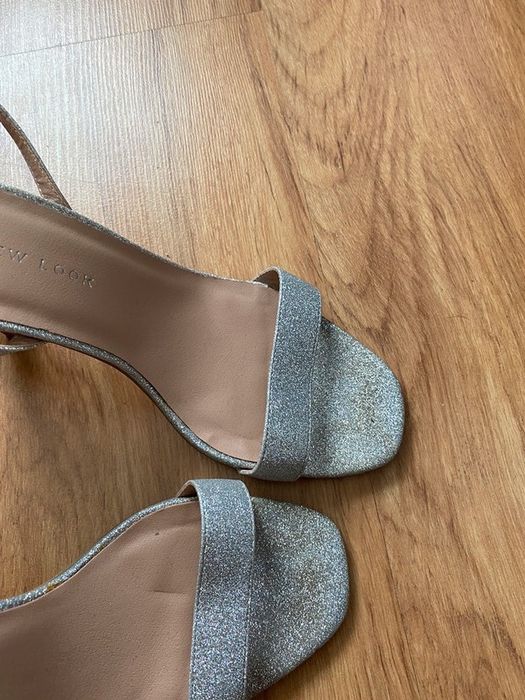 Buty na obcasie sandałki New Look