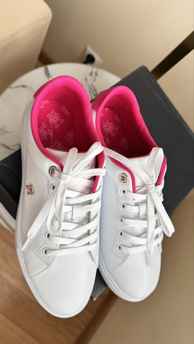 Sneakersy Tommy Hilfiger rozm. 40