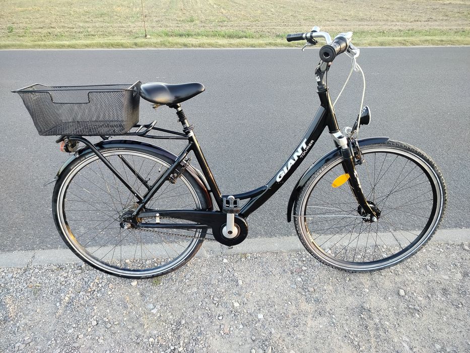 Giant Tourer 28" aluminiowy z prądnicą 28"