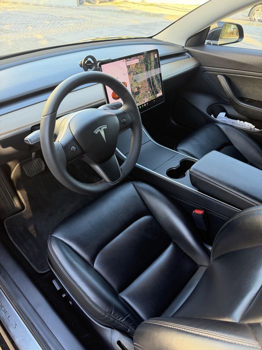 Tesla model 3 Long Range Dual Motor