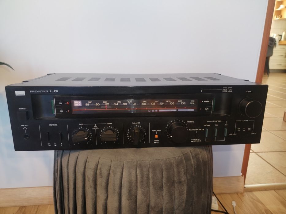Świetny amplituner Sansui R 410.