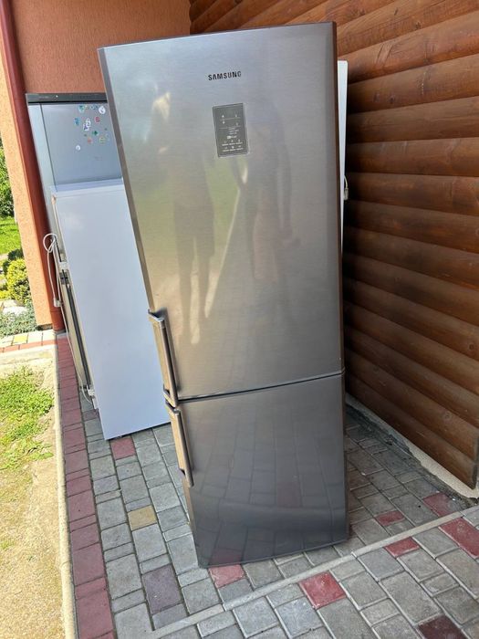 Холодильник Samsung No frost
