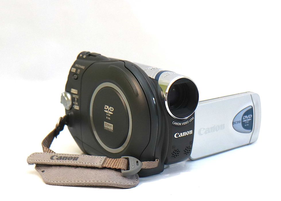 Máquina de filmar Canon DC 310 a funcionar na perfeição