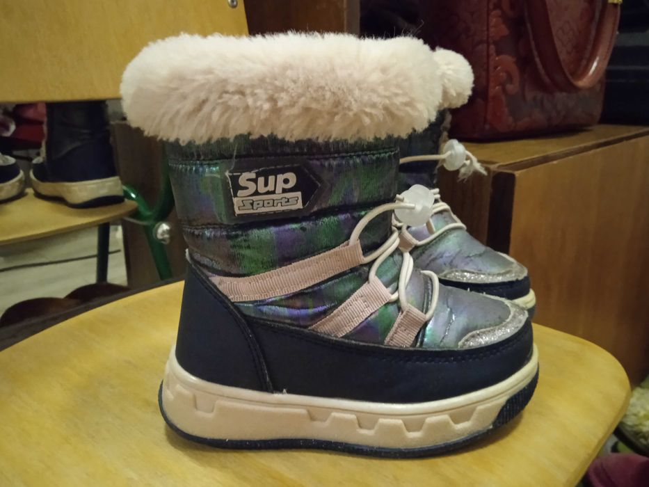 Зимові супер теплі сапожки 23р.