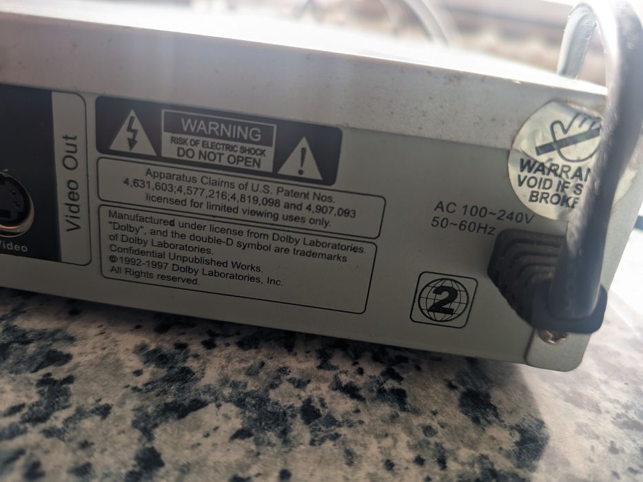 DVD програвач Mustek V56SM-2E