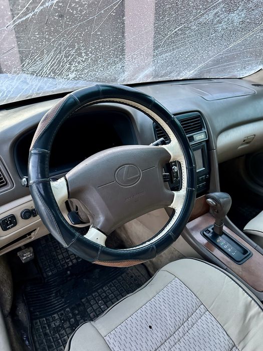Lexus ES300 2000г. 3.0л Бензин. АКПП