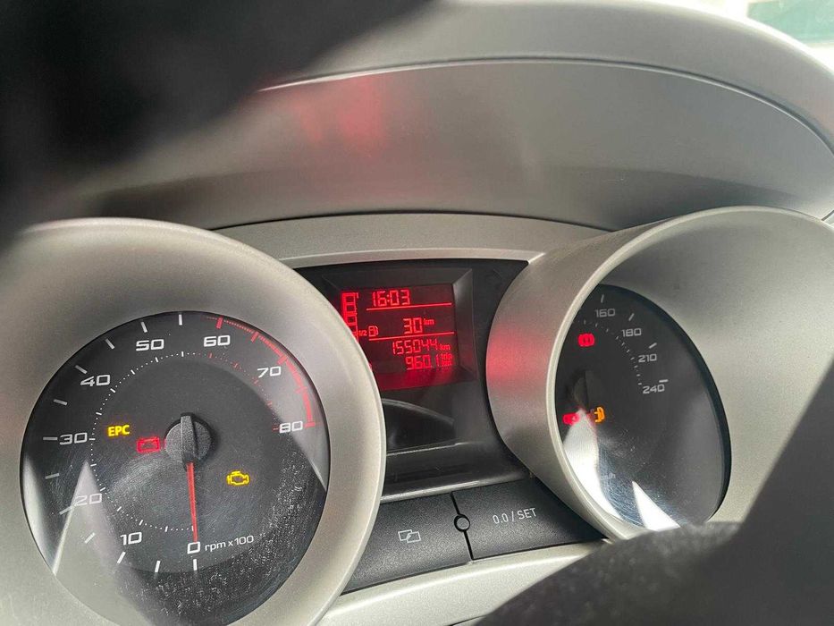 Seat Ibiza ST, em bom estado.