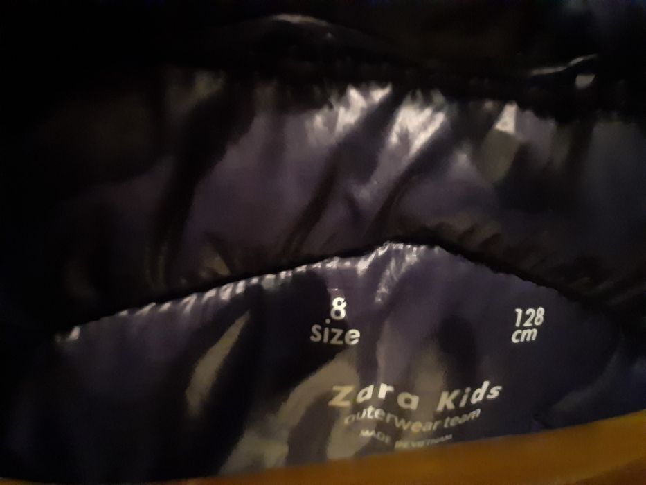 Zara 128 kurtka granatowa