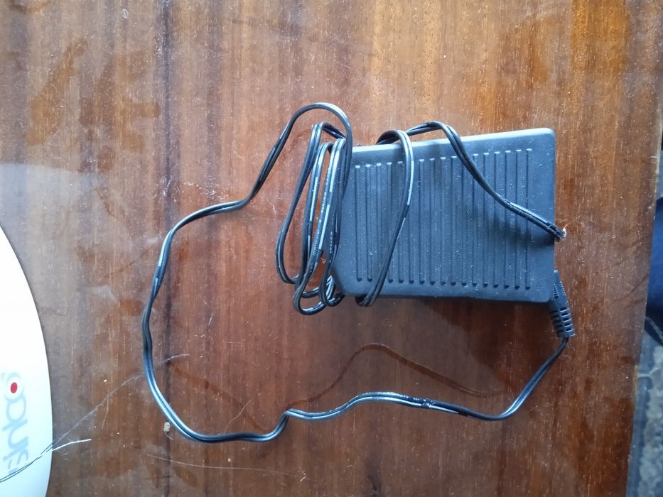 Швейная машинка sinbo  на запчасти. Б/у.