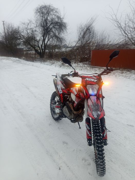 Обміняю Kovi Jnc 300 sr на машину