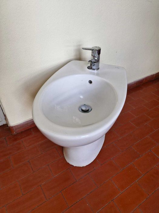 Bidé de casa de banho