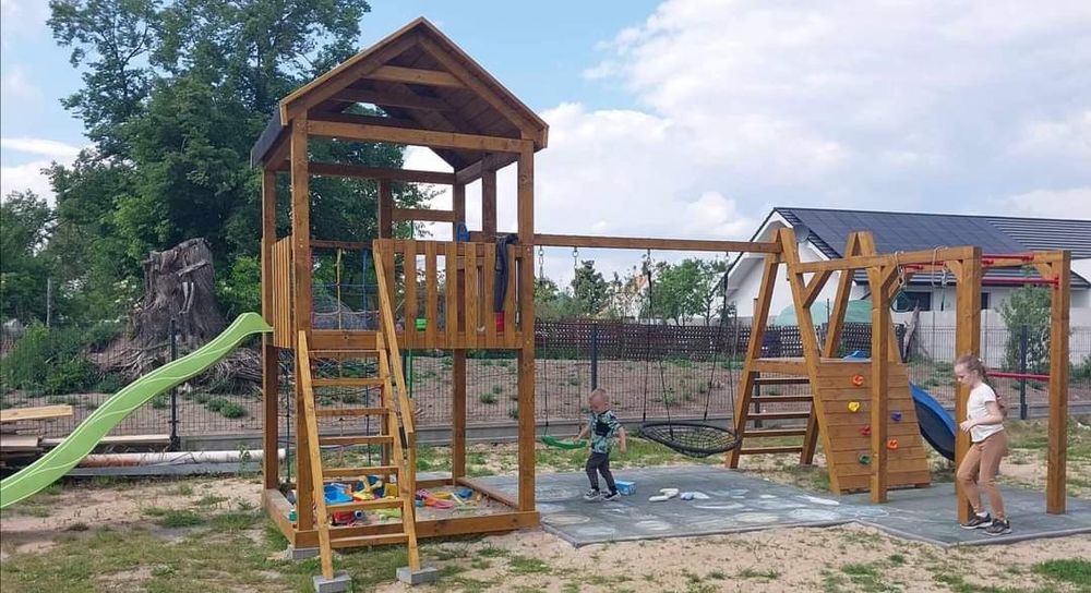 Drewniane place zabaw