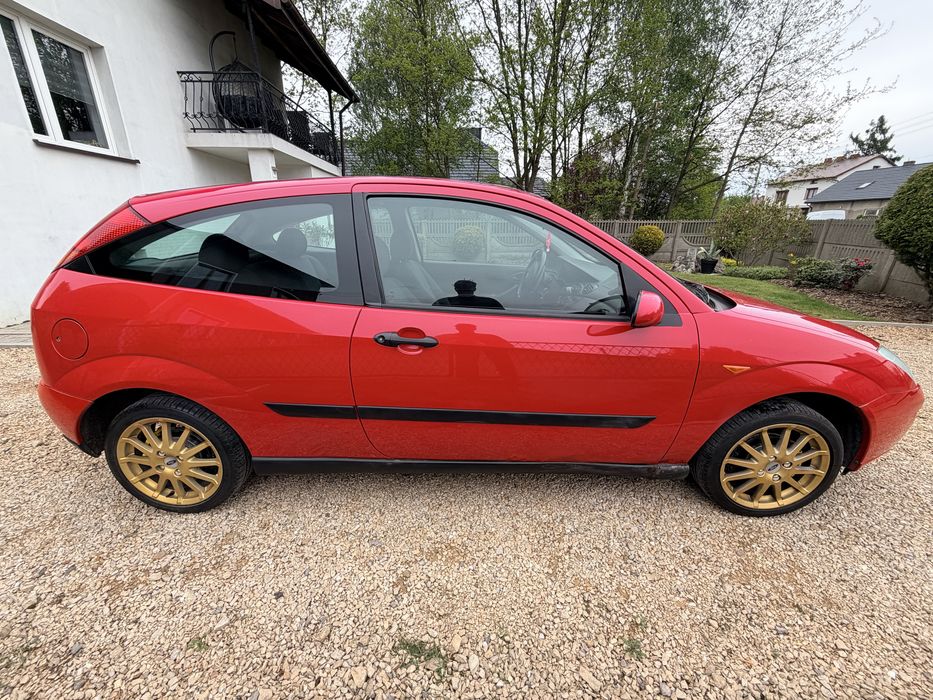 Ford focus mk1 1.4 75 km