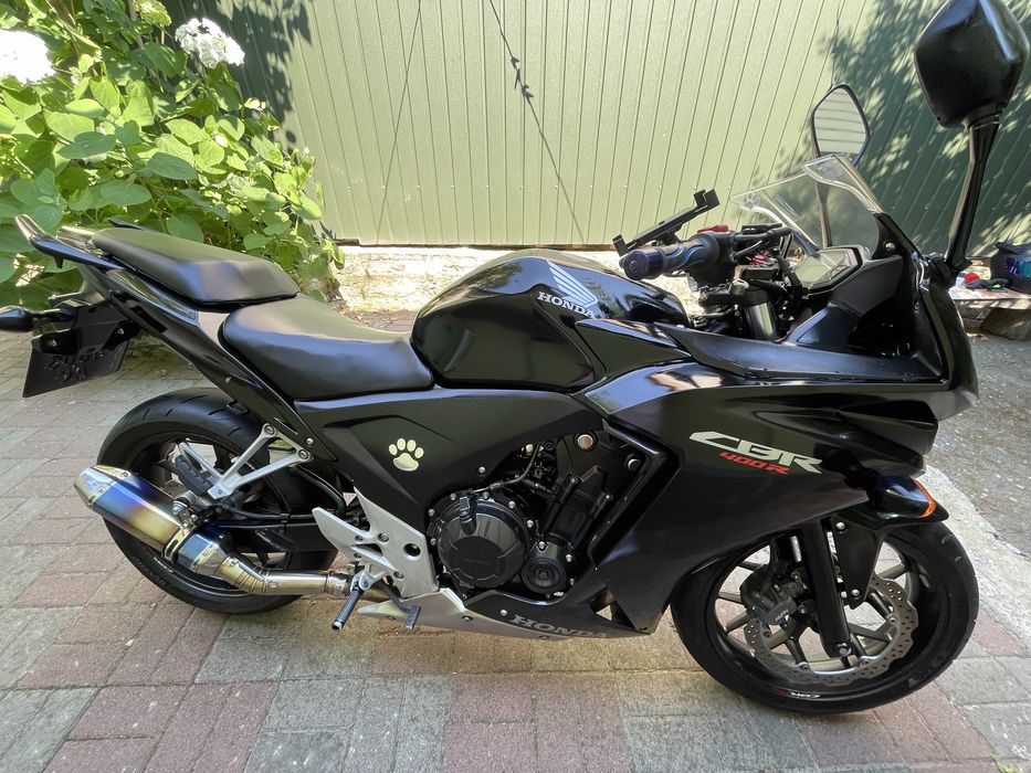 Продам honda Cbr 400r