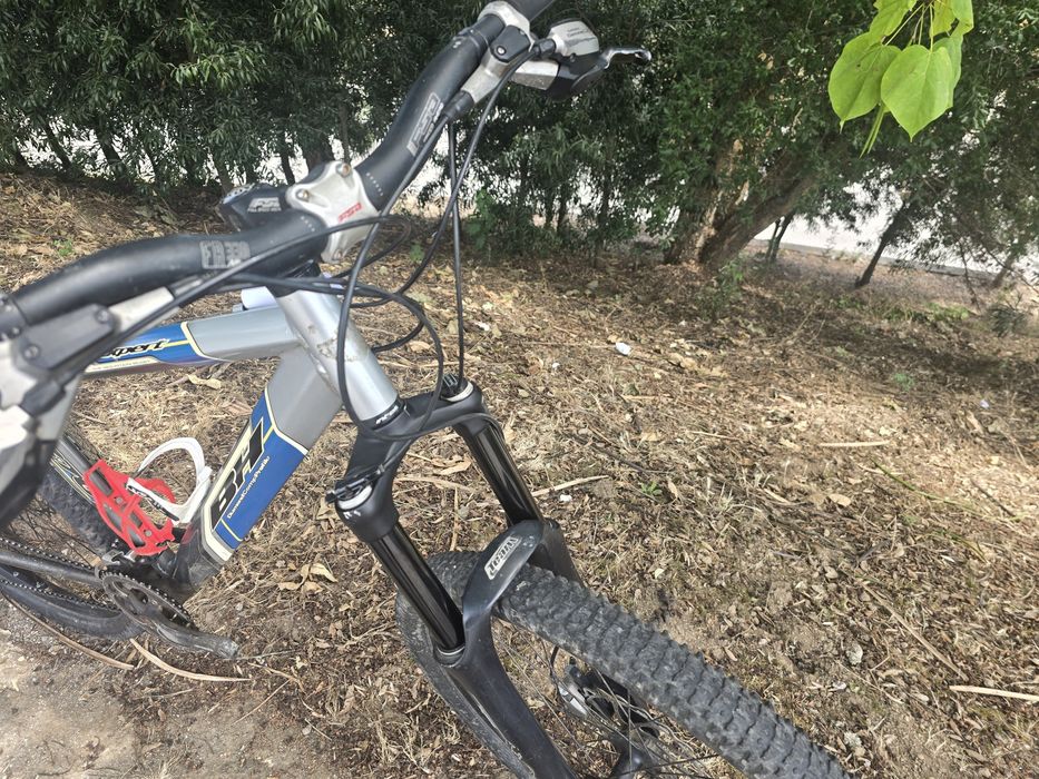 Btt bh expert com travoes hidraulicos
