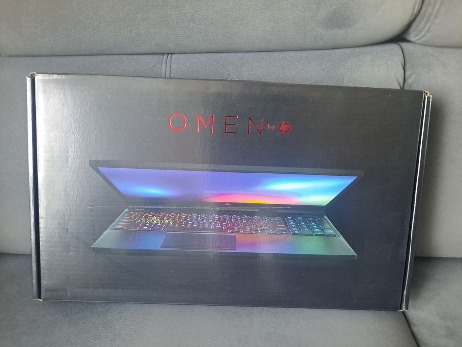 Laptop HP OMEN 15 144Hz i5-9300H, GTX 1650,  8GB RAM,  256GB SSD+1TB HDD