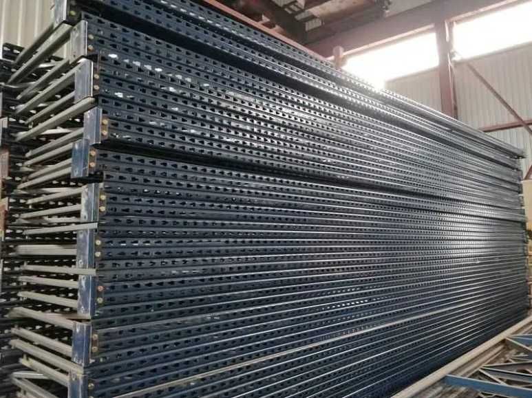 СТЕЛАЖІ поличкові та палетні