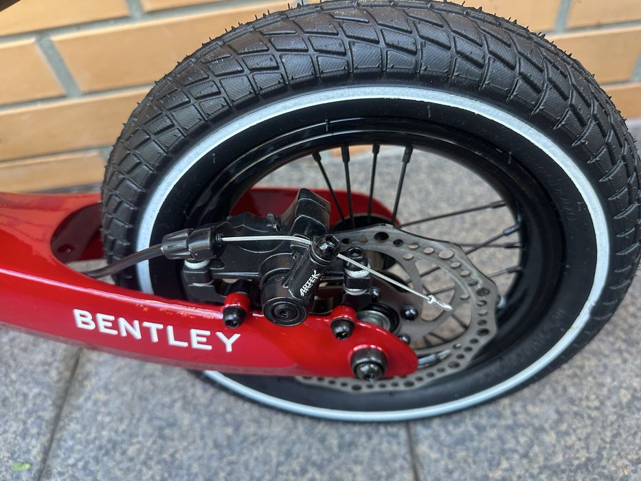 Біговел Bentley Balance Bike Dragon Red