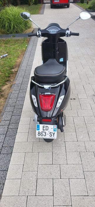 Skuter Vespa Sprint 2T poj.50 2017r.