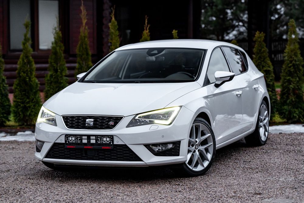 Seat Leon 2.0TDI 150KM FR FullLed Nav Alcantara Grzane Fotele Tempomat ACC Lane