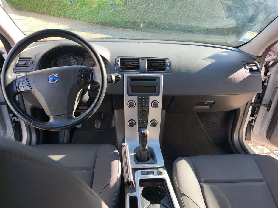 Volvo V50 diesel em bom estado