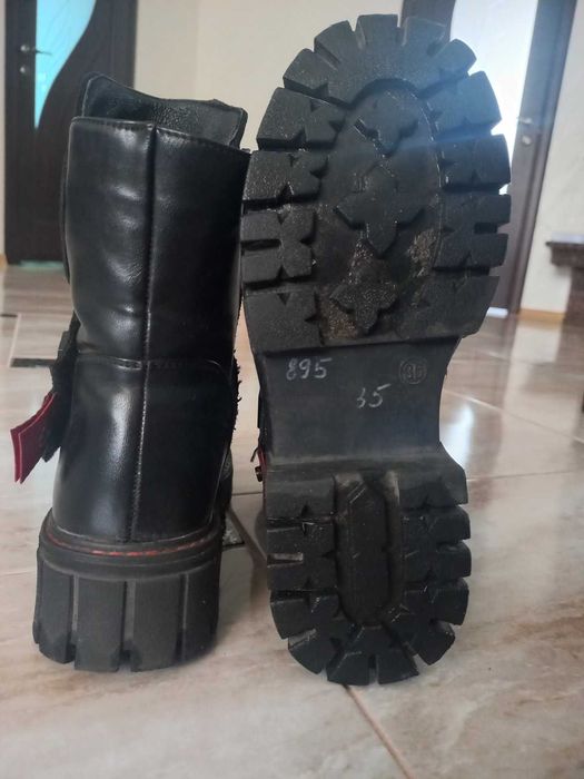 Зимові чобітки 35 розміру