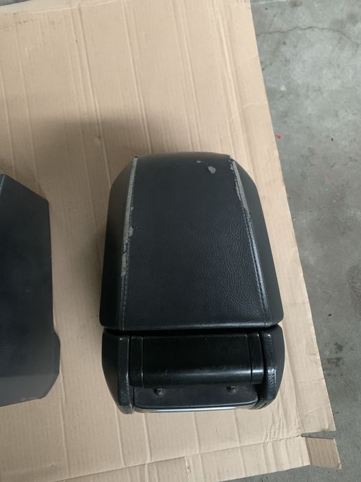 Podlokietnik zawias dekory volvo xc90