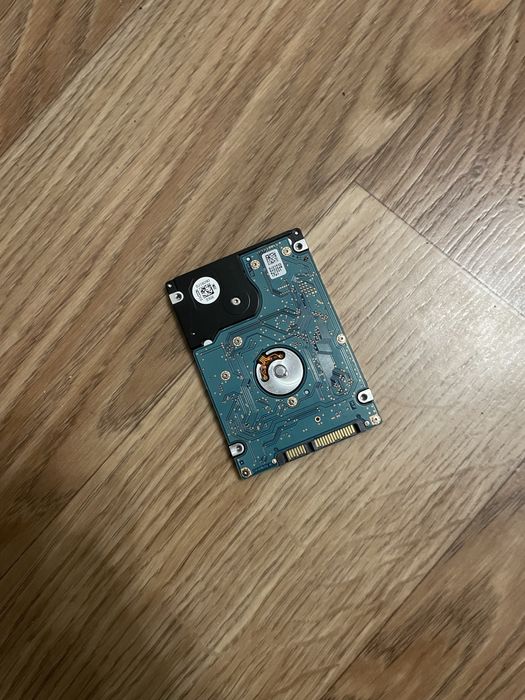 Надійний жорсткий диск HGST 500GB Sata 2.5" для ноутбука чи ПК