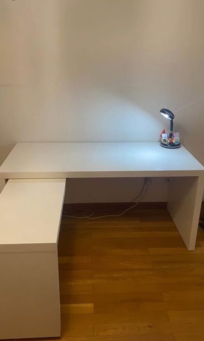 Urgente! Secretária Branca Ikea Malm