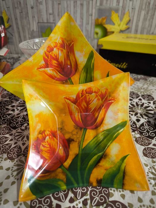 Скляна тарілка для фруктів