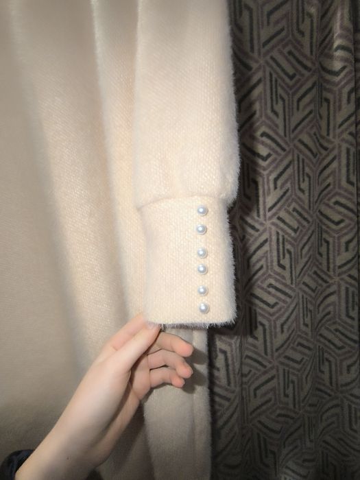 Сукня персикового кольору