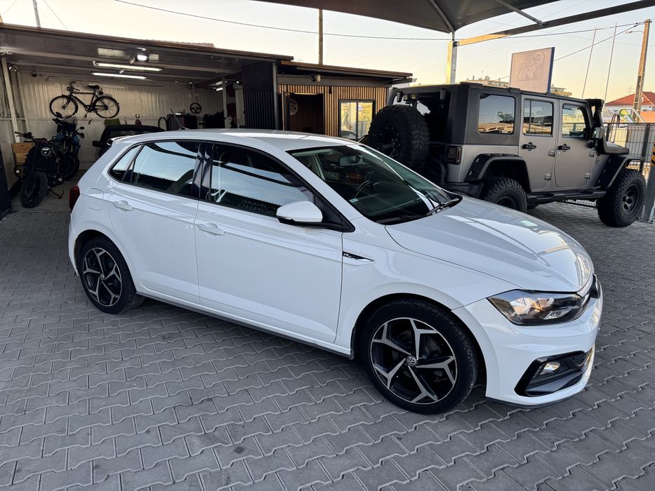 Volkswagen Polo 1.6 TDI R-Line – 2018 - 96 mil km Nacional — photo 3