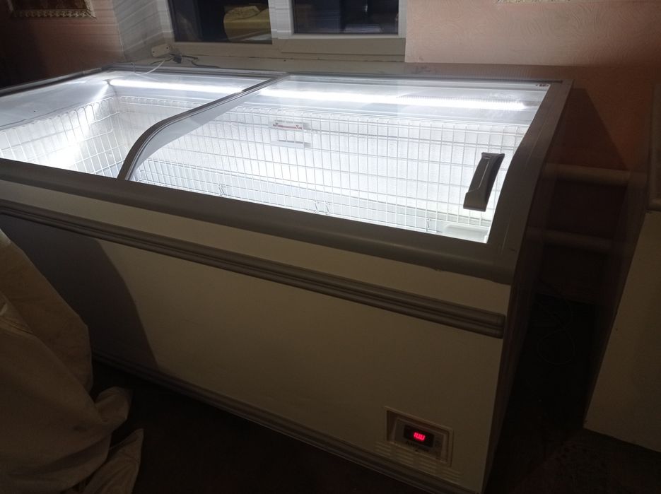 Морозильная камера ларь  АНТ Афина 1300 л