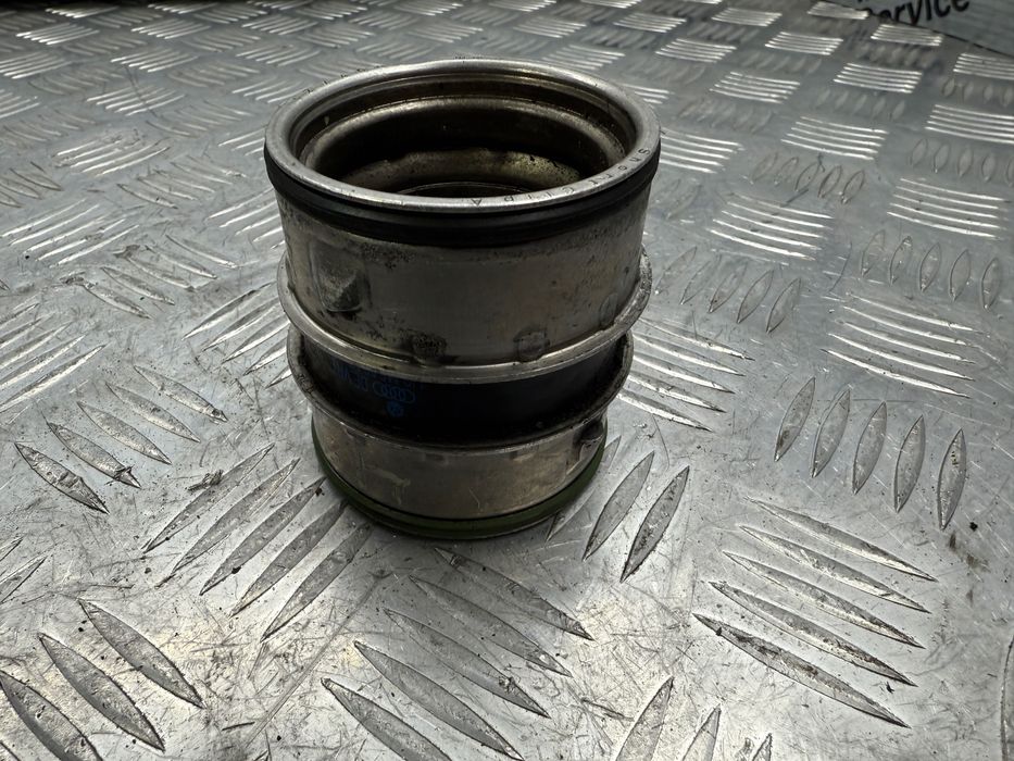Патрубок интеркулера 1.9 TDI VW Volkswagen Bora Golf IV  1J0145834T