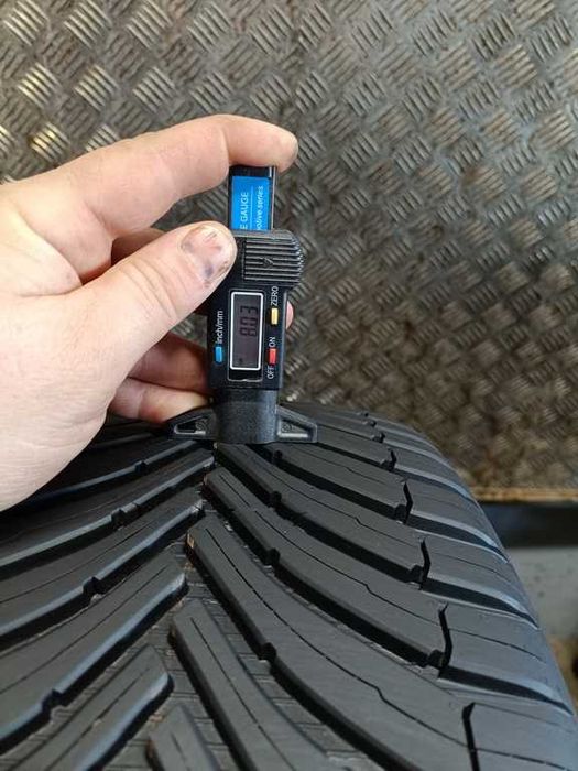 225/40/18 Bridgestone Turanza AllSeason 6 225/40 R18 92Y 2025