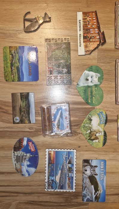 Zestaw 28 magnesów na lodówkę bdb