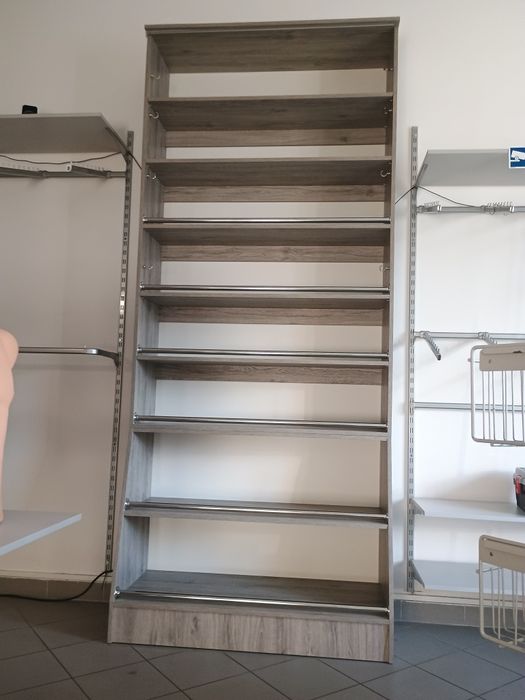 Meble sklepowe ekspozycyjne