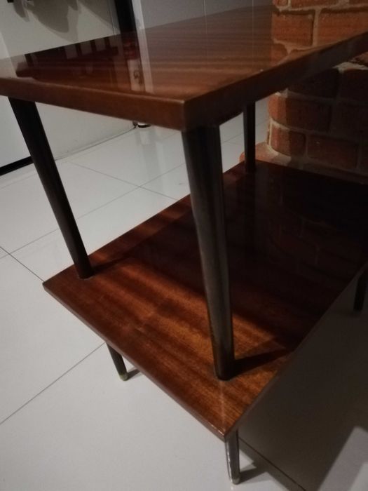 stolik patyczak pomocnik konsola gazetnik PRL vintage politurowany