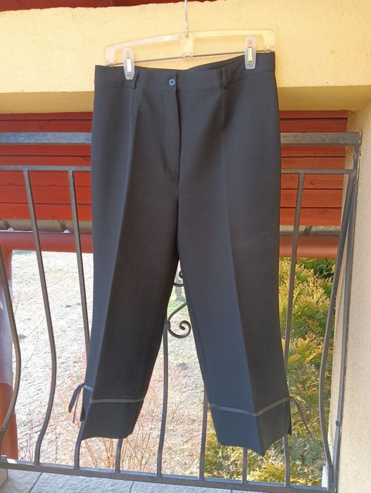 Eleganckie spodnie damskie 3/4 w kant Vintage