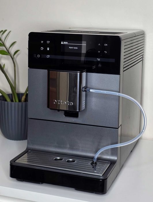 Ekspres Miele CM 5500 grafitowy, menu PL, One Touch, Aromatic, 15bar
