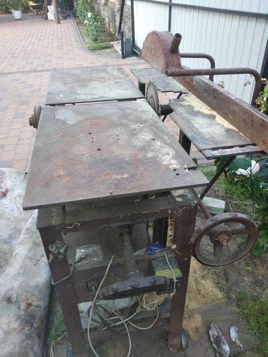 Пропоную  деревообробний станок.