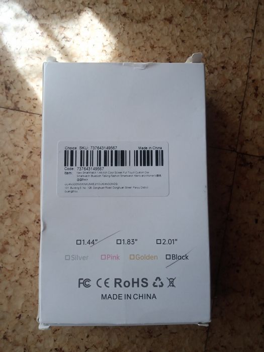 Smartwatch novo c mostra a foto