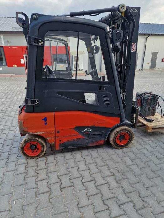 Sprzedam wózek widłowy Linde E-16 Salon Polska TRIPLEX -5 metrów