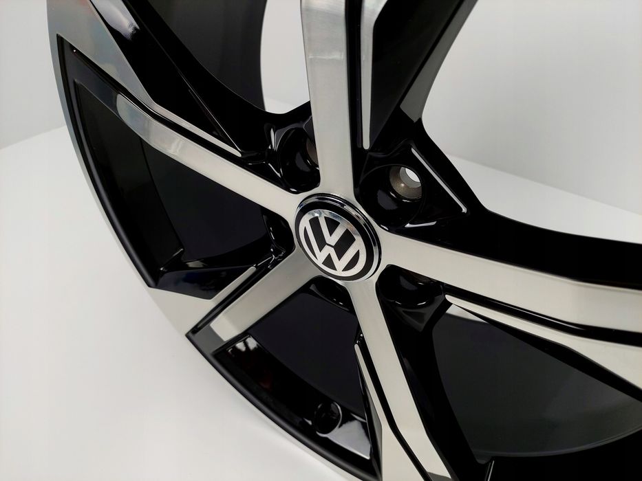 NOWE ORYGINALNE Felgi 17'' Volkswagen Golf T-cross Polo Beetle