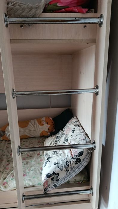 Продам двохповерхове ліжко