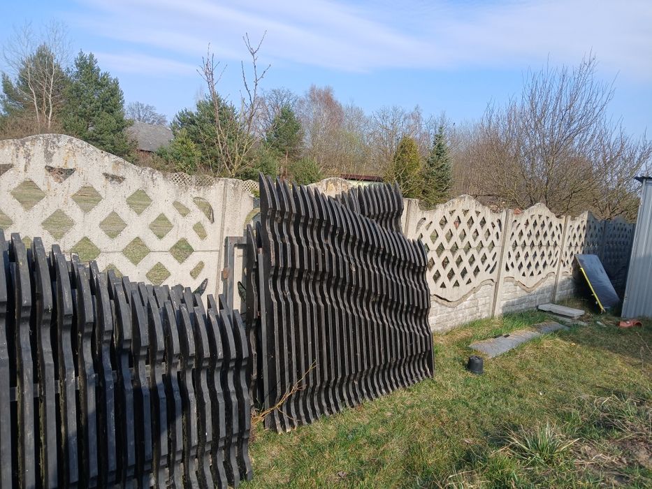 Brama +przęsła ok25ogrodzenia  Możliwość transportu .