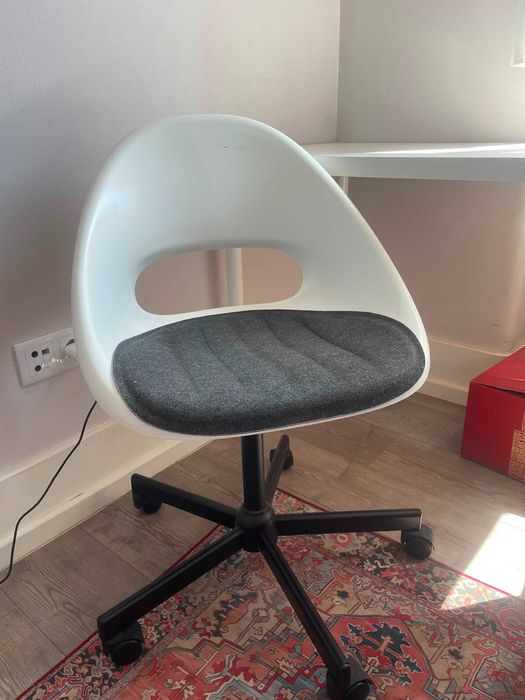 Cadeira IKEA Escritório LOBERGET / MALSKÄR conference chair